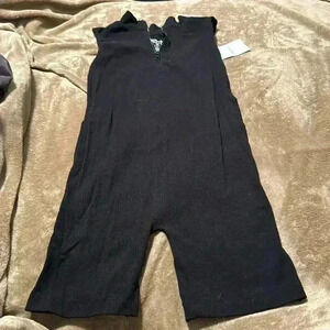 Plain Black Stretchy Romper